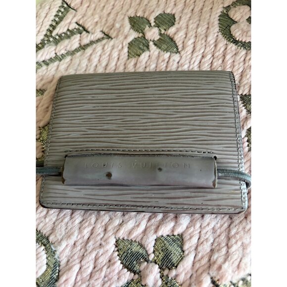 Louis Vuitton Vintage Porte-Monnaie Leather Loop Wallet Card Holder Smoke Lilac